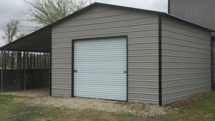 20x20 Garage with a lean to cover